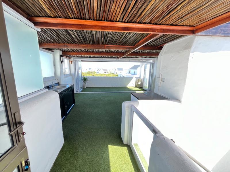 4 Bedroom Property for Sale in Dwarskersbos Western Cape